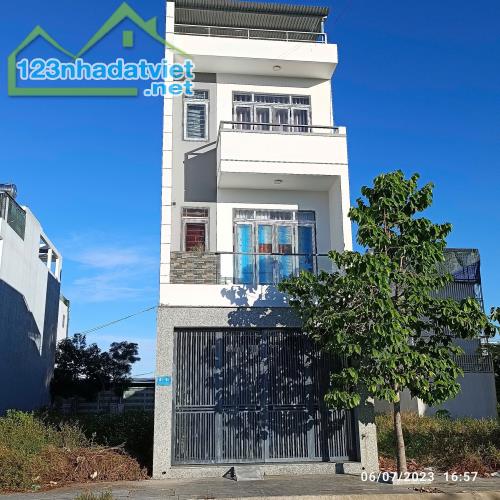 CHO THUÊ NHÀ NGUYÊN CĂN  KINH DOANH KĐT HOÀNG LONG - PHƯỚC LONG GIÁ 13 TRIỆU/ THÁNG - 4