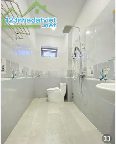 CHO THUÊ NHÀ NGUYÊN CĂN  KINH DOANH KĐT HOÀNG LONG - PHƯỚC LONG GIÁ 13 TRIỆU/ THÁNG - 1