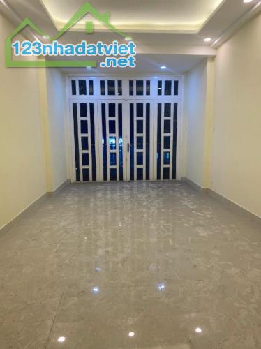 BÁN NHÀ MẶT TIỀN BA THÁNG HAI QUẬN 11 - 50M2 - NHỈNH 20 TỶ