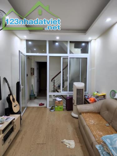 Bán nhà phố Yên Hoa,diện tích 40m2,giá 10 tỷ - 3