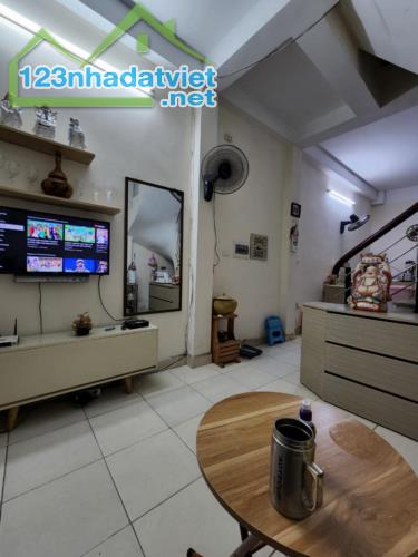 Bán nhà phố Yên Hoa,diện tích 40m2,giá 10 tỷ - 4