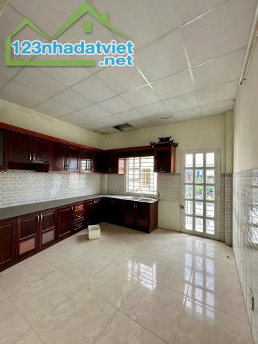 NHÀ 2 MẶT TIỀN 5 TẦNG BTCT ĐƯỜNG CÁCH MẠNG THÁNG TÁM - QUẬN 10 - NHỈNH 28 TỶ TL - 2