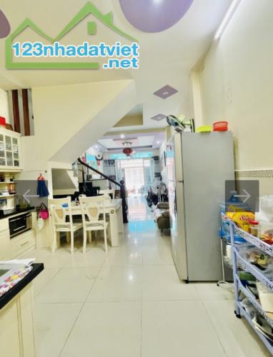 HXH 6m ngay Gò Dầu & Trương Vĩnh Ký, Tân Phú, DT: 4 X 14, hai lầu, giá 6 tỷ 5.