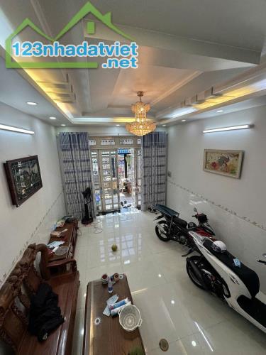 Bán Nhà 2Tầng - 77m2- HXH4m - Nguyễn Văn Lượng Gò Vấp giá Tốt 5.9Tỷ. - 1