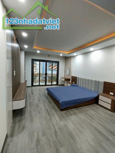 PHÂN LÔ, Ô TÔ ĐỒNG TÀU- HOÀNG MAI, 45 M2, 6 TẦNG, MẶT TIỀN 4  M, GIÁ  NHỈNH 12 TỶ. - 1