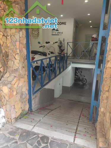 Nhà Đẹp 5 Lầu Hầm Thang Máy,Dòng Tiền 54tr,Đường 79 Tân Quy Đông ,Q.7.