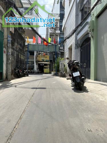 Bán nhà quận 10, Hồ Bá Kiện, căn hộ dịch vụ, hẻm xe hơi, 66m2, 4 tầng, 15 tỷ