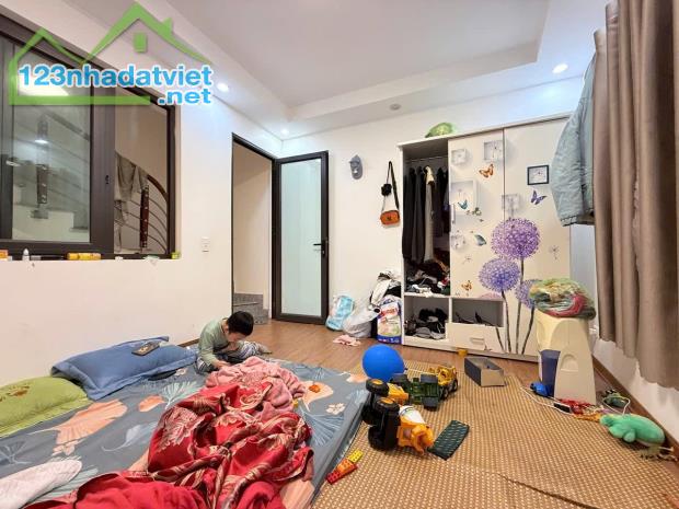 Bán nhà 3 tầng Phạm Hữu Điều,Lê Chân.39m2.mặt tiền 3,8m.Ngõ Nông.Nhà 2 mặt ngõ.Chỉ 2,2 tỷ - 2
