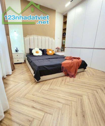 Bán nhà bạch mai 5 tầng mới đẹp long lanh lô góc hai bà trưng - 2