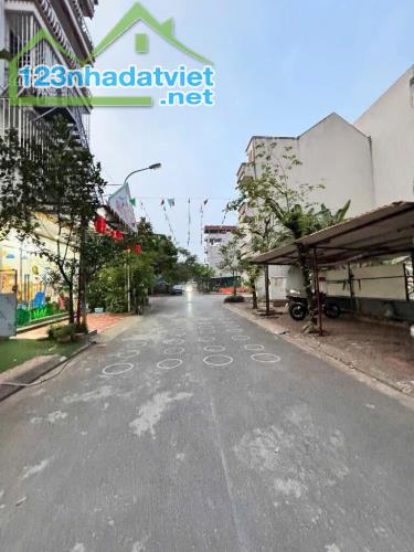 🆘Đất Phân lô - DV Trại cày - Phú Lãm - Hạ tầng đồng bộ  - vị trí  đẹp - kinh doanh tốt - 1