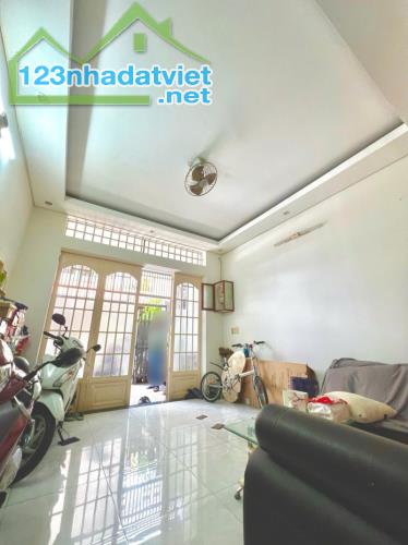 SIÊU PHẨM 3 TẦNG NGAY TÂY THẠNH TÂN PHÚ - HẺM XE HƠI 5M THÔNG - 48M2 (4x12) - CHỈ HƠN 5 TỶ - 3