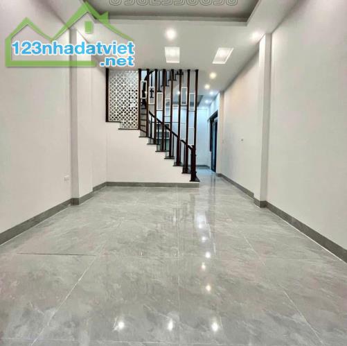 Bán nhà ngõ phố Dương Văn Bé _DT 45m2x5T xây mới giá 7,5 tỷ - 2