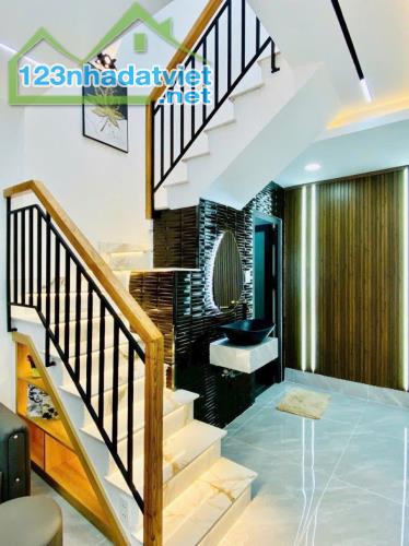 BÁN NHÀ 2 TẦNG ĐƯỜNG NGUYỄN DUY CUNG - GÒ VẤP, 2PN - 2WC, FULL NỘI THẤT, NỞ HẬU GIÁ CHỈ - 4