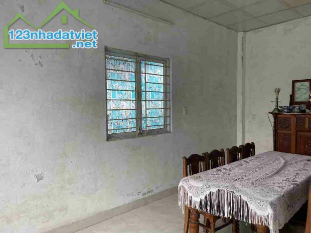 NGÂN HÀNG DÍ NÊN CHỦ CẦN RA ĐI CĂN NHÀ SIÊU RẺ. KIỆT CỰC ĐẸP - 4