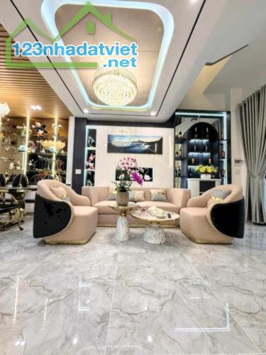 🌈 ViLLa 3 Tầng Đẹp Nhất Phố Biển - 3 Bước Chân Ra Bãi Tắm - DTSd 240m2 - 4