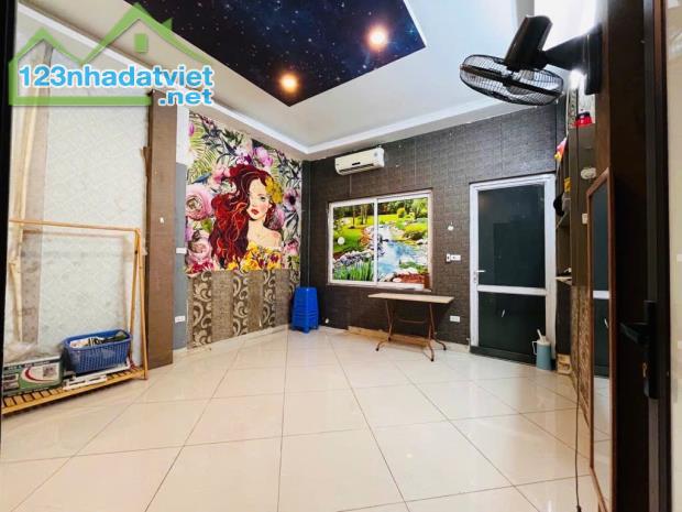 HIẾM, MẶT PHỐ, KINH DOANH #TANTHUY #PHUCDONG #LONGBIEN