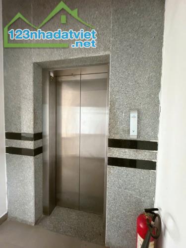 Tòa nhà 9 tầng mặt tiền Nguyễn văn Đừng Quận 5 giảm mạnh 6 tỷ cần bán gấp - 3