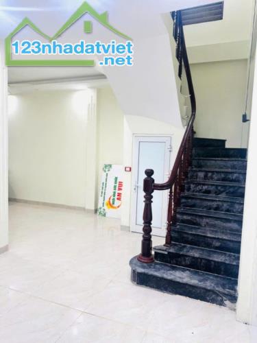 BÁN NHÀ PHỐ VĂN CAO, KINH DOANH, Ở ĐỈNH CAO