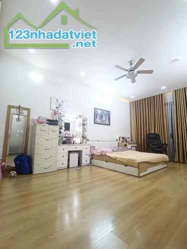Bán nhà Lê Văn Sỹ P14 Quận 3, 80m2, HXH, 4 tầng, giá chỉ 14,5 tỷ TL - 2