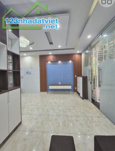 Bán  nhà Tô Hiệu, Trại Cau, Lê Chân, Hải Phòng. 3 tầng, 44m2, 2,68 tỷ. Ngang 6,8m, t2 - 5
