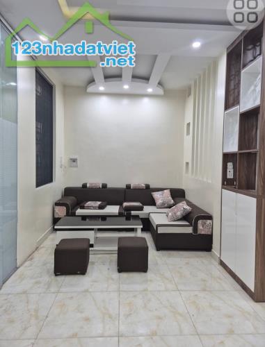 Bán  nhà Tô Hiệu, Trại Cau, Lê Chân, Hải Phòng. 3 tầng, 44m2, 2,68 tỷ. Ngang 6,8m, t2 - 4