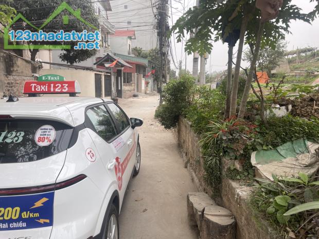 MẶT ĐƯỜNG Ô TÔ TRÁNH - KINH DOANH - NHỎ TIỀN