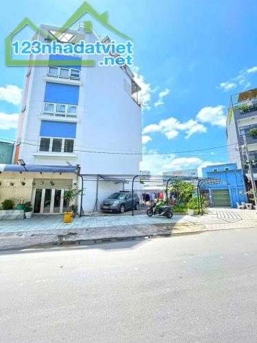 BÁN ĐẤT MẶT TIỀN QUẬN 7, DT 40M2 (5X8), SHR CHỈ 4.5 TỶ. LH:0782462528.