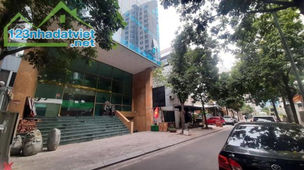 Bán nhà phố Lạc Long Quân, Tây Hồ diện tích 230m2 8 Tầng, mặt tiền 11m, 1 sổ 1 chủ, 96 tỷ - 3