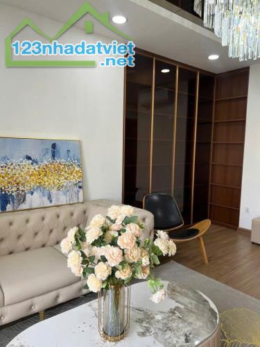 cho thuê căn hộ Le Grand Jadin 85m2 full đồ 3pn 2wc giá 15tr