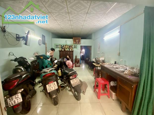 Bán Nhà Mặt Tiền Nhánh Song Hành, 66m2, 2 Tầng, Đường 6m xe hơi ngủ trong nhà. - 3