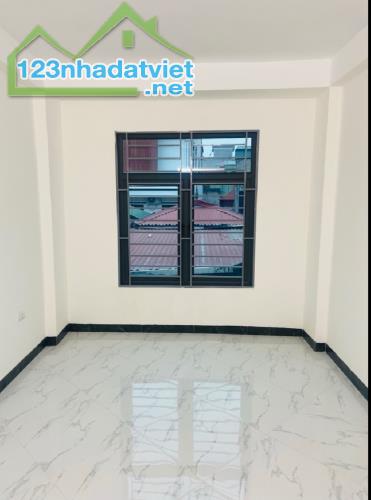 NHÀ 4T MỚI TINH*HUYỀN KỲ,*Ô TÔ QUA NHÀ,SÁT TRƯỜNG ,CHỢ ĐA TIỆN ÍCH. - 3