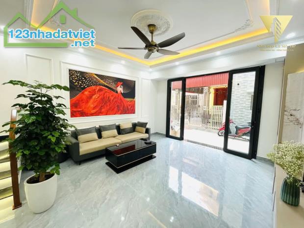 🌠Bán nhà 2,79 tỷ bán nhà 3 tầng tại ngõ 195 Trung Hành, Đằng Lâm, Hải Phòng