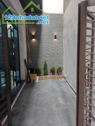 Bán nhà 4 tầng sạch đẹp ngõ nông đường Thiên Lôi - 5