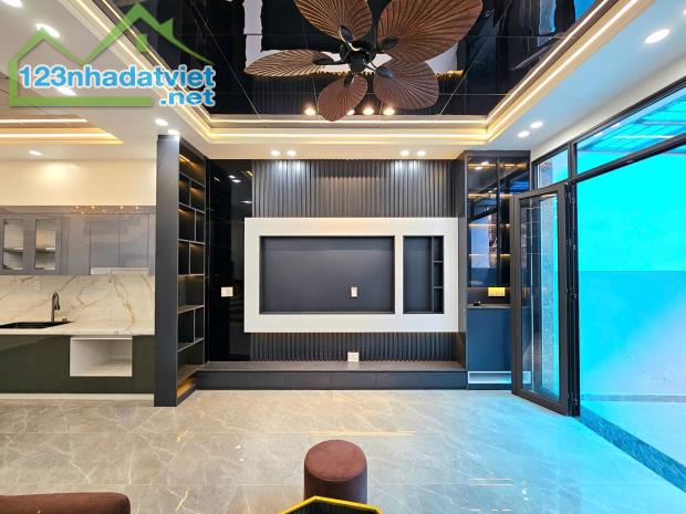 Bán gấp nhà  Hồ Sen, Dư Hàng Kênh, Lê Chân. 4,65 tỷ, 60m2, 4 tầng. - 3