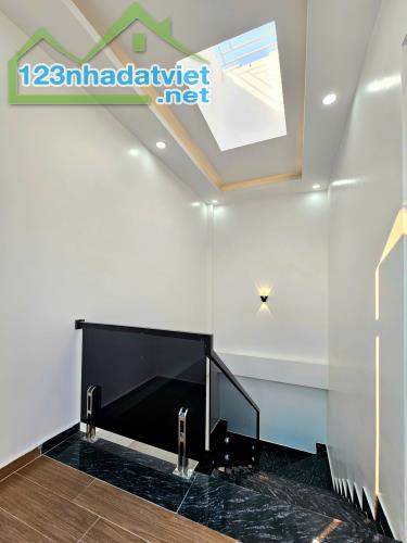 Bán gấp nhà  Hồ Sen, Dư Hàng Kênh, Lê Chân. 4,65 tỷ, 60m2, 4 tầng. - 2