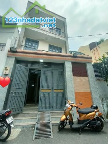 BÁN NHÀ 3LẦU🏘️ TÂN CHÁNH HIỆP - HẺM THÔNG 5M ❗ngang 5m - dài 13m chốt 4❌tỷ Sát trường ĐH - 1