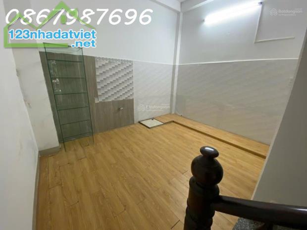 Bán Nhà 1 Trệt 1 Lầu 1 Tum Đường B5, Khu Tái Định Cư VCN Phước Hải, Nha Trang – Giá 4,5 Tỷ - 1