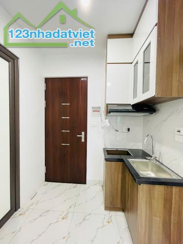 BÁN TÒA CĂN HỘ DỊCH VỤ TU HOÀNG, NAM TỪ LIÊM – 56m², 7 TẦNG, THANG MÁY, Ô TÔ ĐỖ CỬA