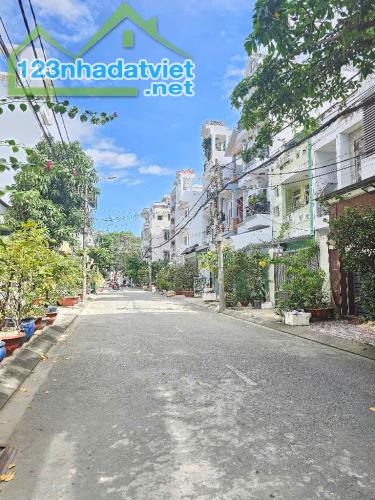 TPHCM,Q7, Phú Mỹ 25 tỷ, Nhà phố Nguyễn Văn Linh, 120m2