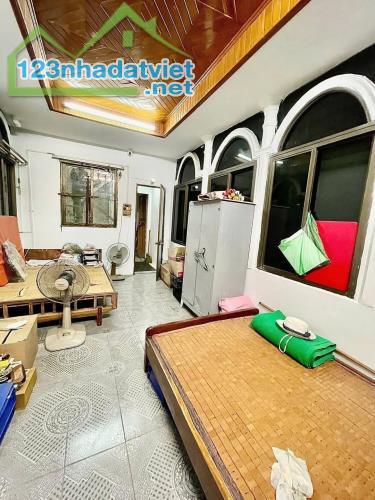Bán nhà đẹp phố Hoàng Hoa Thám 35m2 5tầng mặt tiền 3m 5.99 tỷ Tây Hồ - 3