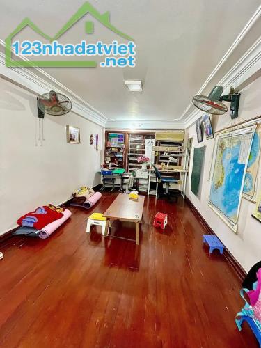 Bán nhà đẹp phố Hoàng Hoa Thám 35m2 5tầng mặt tiền 3m 5.99 tỷ Tây Hồ - 2