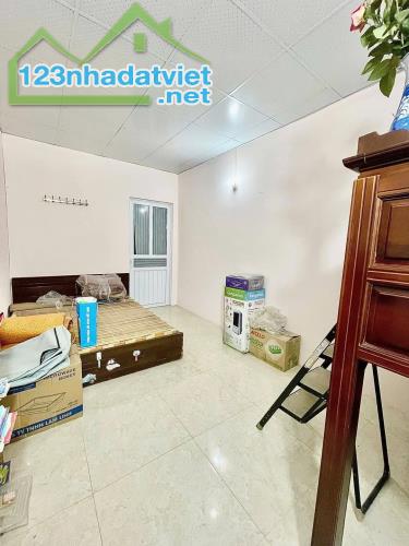 Bán nhà đẹp phố Hoàng Hoa Thám 35m2 5tầng mặt tiền 3m 5.99 tỷ Tây Hồ