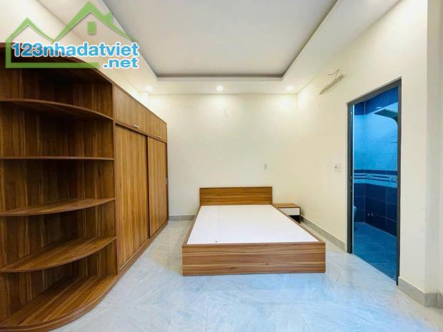 BÁN NHÀ 4 TẦNG TÂN CHÁNH HIỆP 03- GẦN HIỆP THÀNH CITY - HẼM 6M OTO ĐỖ CỬA - NGANG 5M NỞ - 4