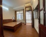 Chính chủ bán nhà căn góc, ô tô, ngõ 77 Bùi Xương Trạch, Thanh Xuân. DT: 33m2 – 4tầng.