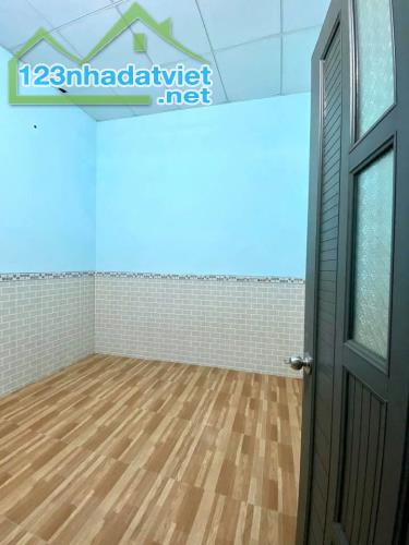 cần bán căn nhà 54m2 ở Bà Điểm - Hóc Môn giá 700 triệu. - 3