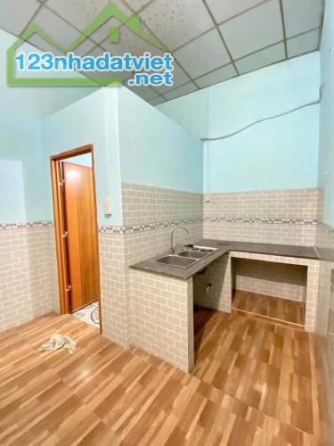 cần bán căn nhà 54m2 ở Bà Điểm - Hóc Môn giá 700 triệu. - 5