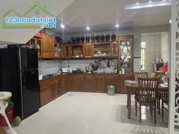 Nhà đẹp 3 tầng MT KD VIP Lê Văn Thịnh cần bán gấp, giá chỉ nhỉnh 5 tỷ. - 5