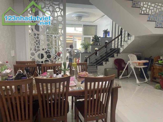 Nhà đẹp 3 tầng MT KD VIP Lê Văn Thịnh cần bán gấp, giá chỉ nhỉnh 5 tỷ. - 2