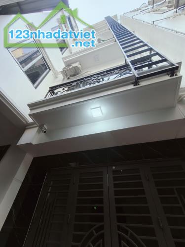 Bán nhà phố Lê Quang Đạo, Nam Từ Liêm, 50 m2, 4 tầng, ô tô