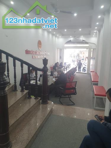 Bán Nhà Mặt Phố Cửa Nam Quận Hoàn Kiếm 120m5T 5m Vỉa Hè 1 SỔ 1 CHỦ 73 Tỷ Cửa Nam. - 4